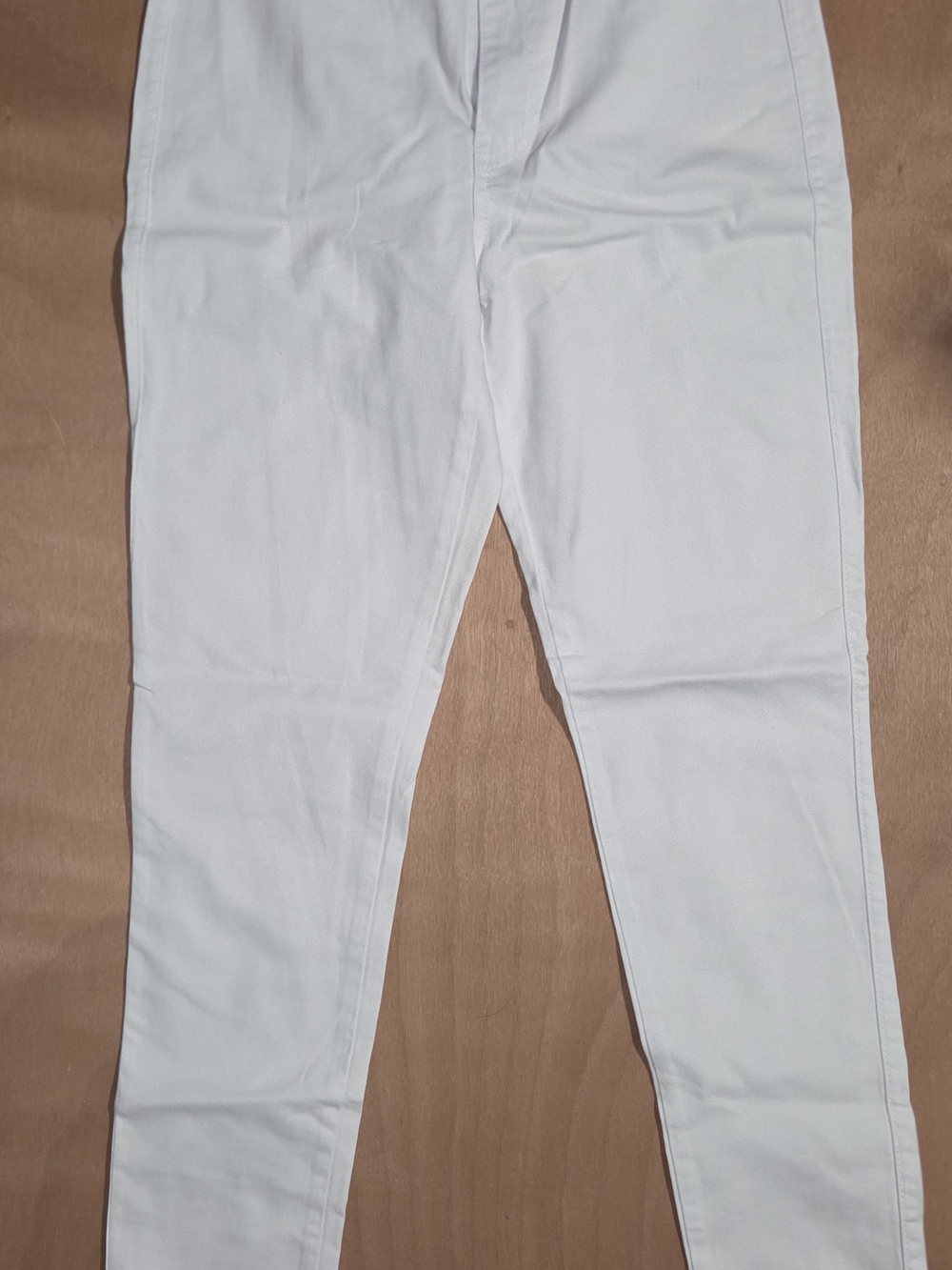 Women’s White Stretch Skinny Jeans